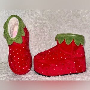 Dolls Kill X Strawberry Shortcake Fresh Patch Platform Boots Size 5